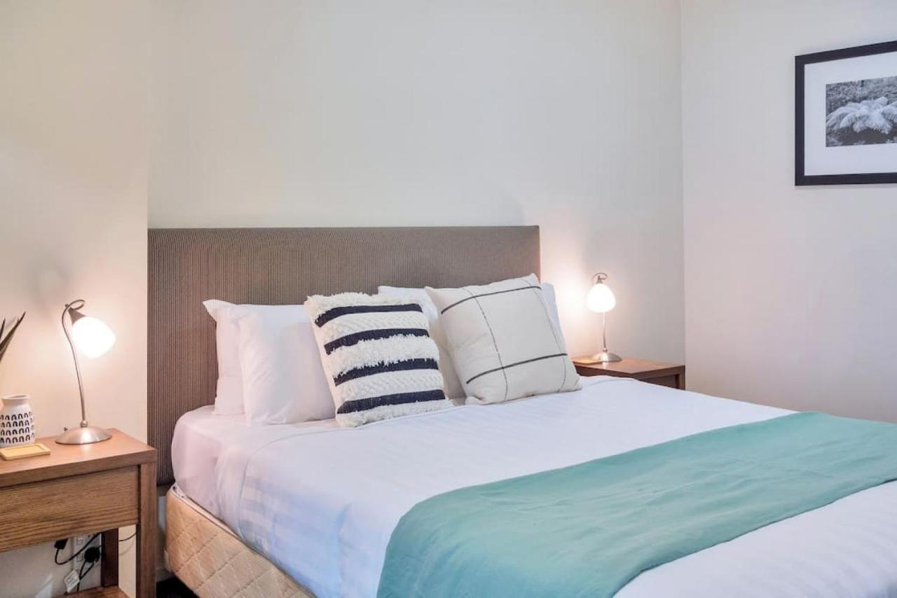 Urban Deco Apartment On Queen Street Auckland Exterior foto