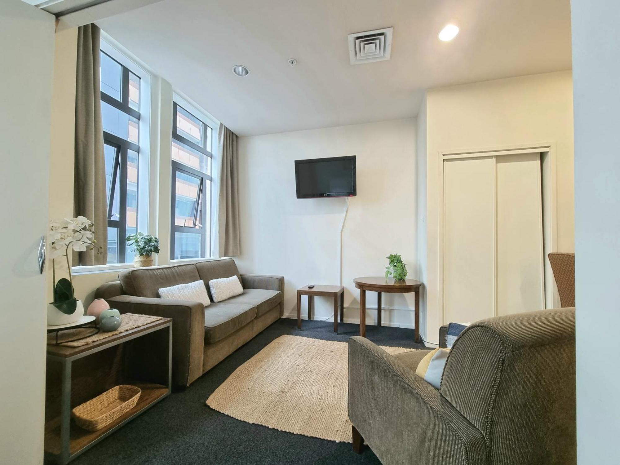 Urban Deco Apartment On Queen Street Auckland Zimmer foto